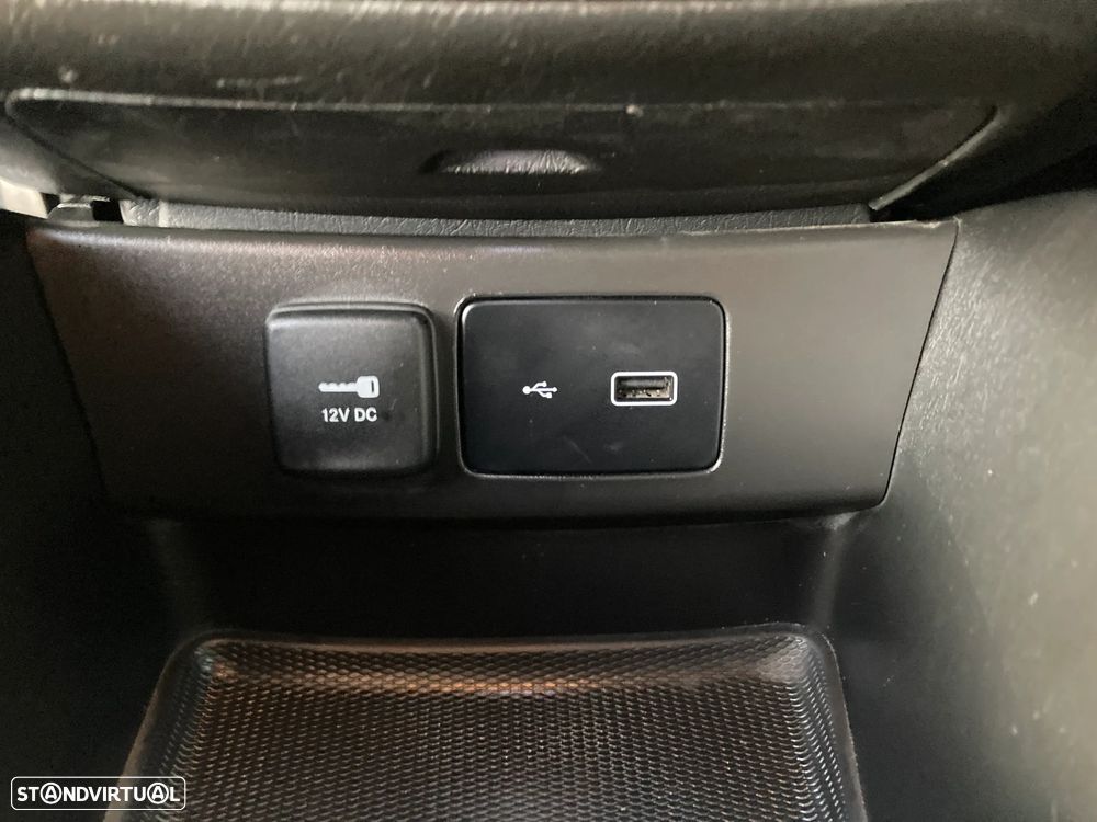 Fiat Tipo Station Wagon 1.3 M-Jet Easy - 25