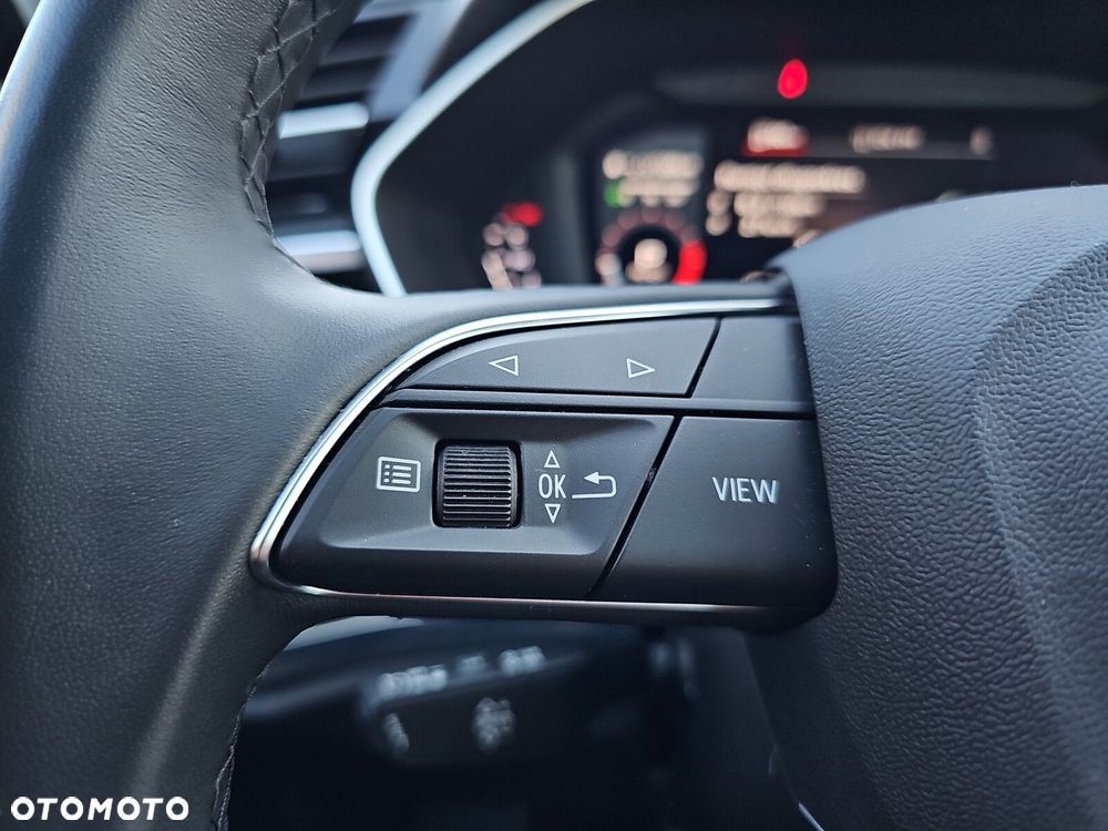 Audi Q3 Sportback - 13