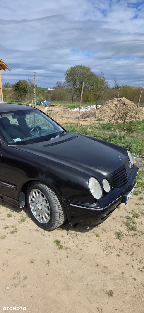 Mercedes-Benz Klasa E - 6