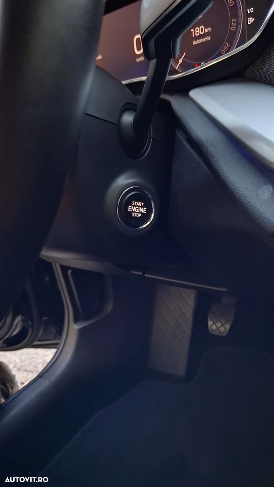 Skoda Octavia 1.5 TSI First Edition - 26