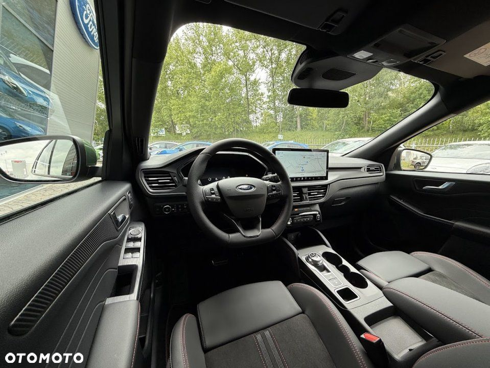 Ford Kuga - 10