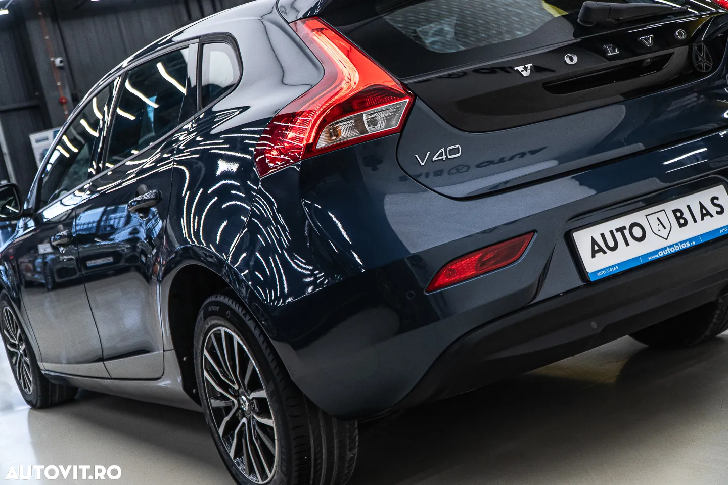 Volvo V40 D2 Aut. Momentum - 31
