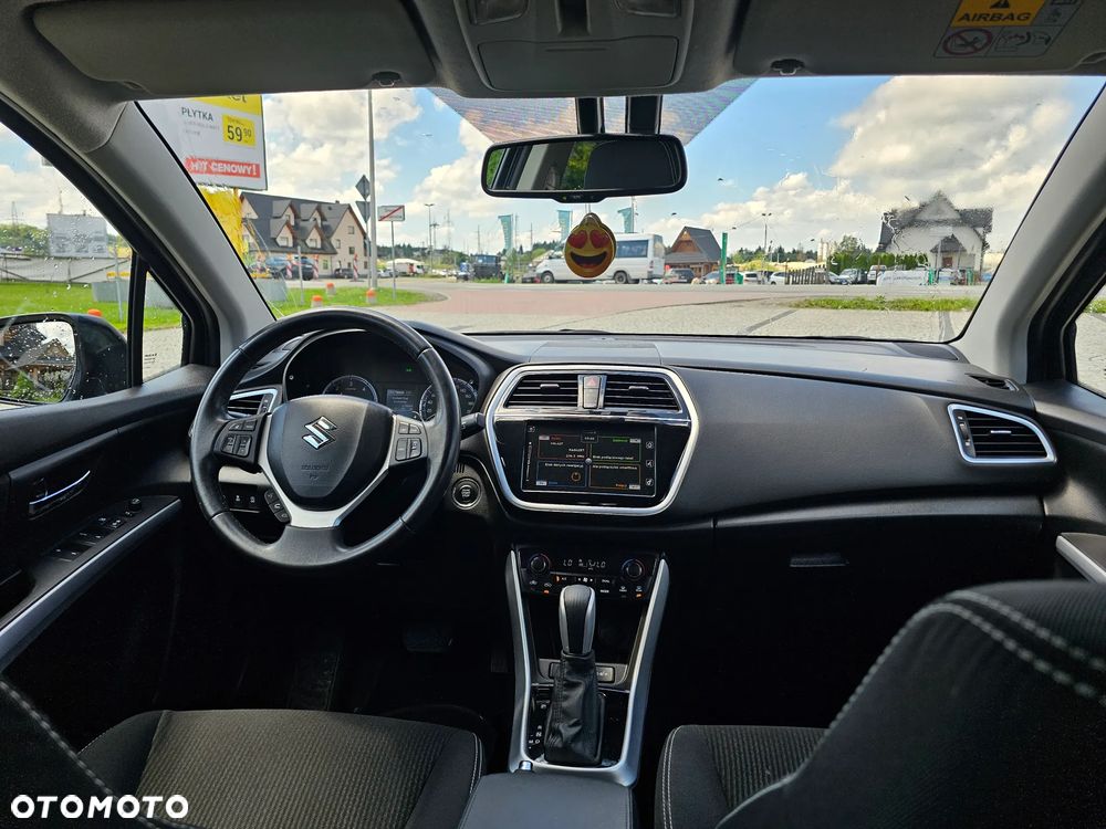 Suzuki SX4 S-Cross 1.6 DDiS TCSS 4x4 Comfort - 12