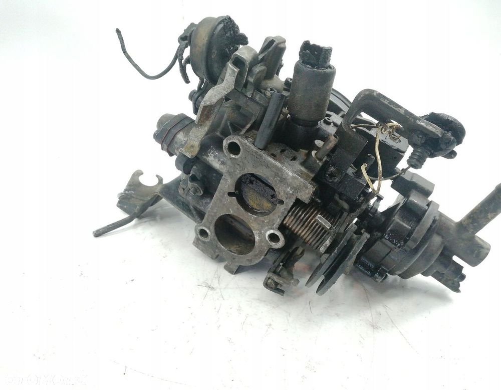 GAŹNIK VW JETTA II 1.8 28-30 443751 2E2 - 5