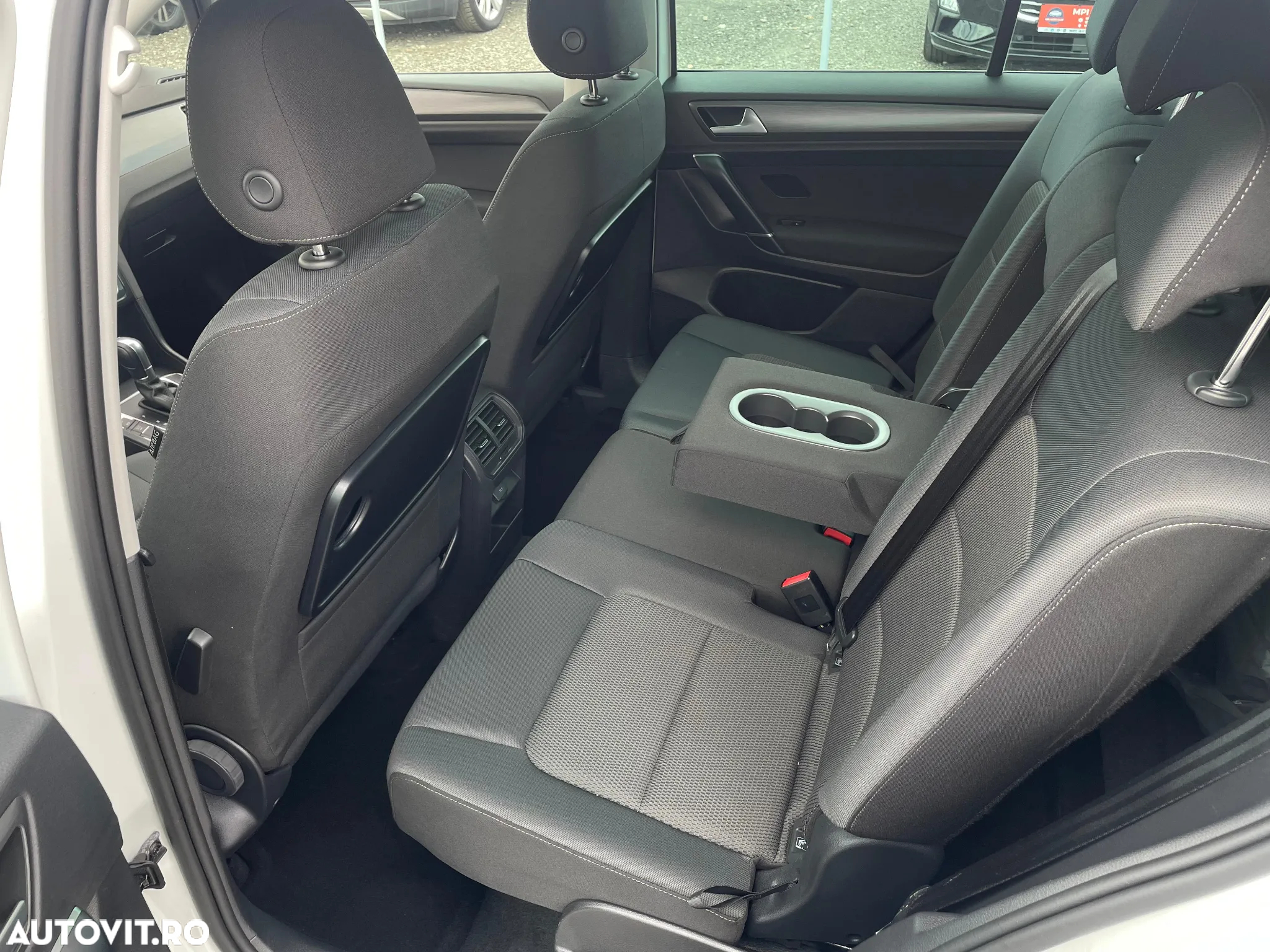 Volkswagen Golf Sportsvan 1.6 TDI (BlueMotion Technology) DSG Comfortline - 23