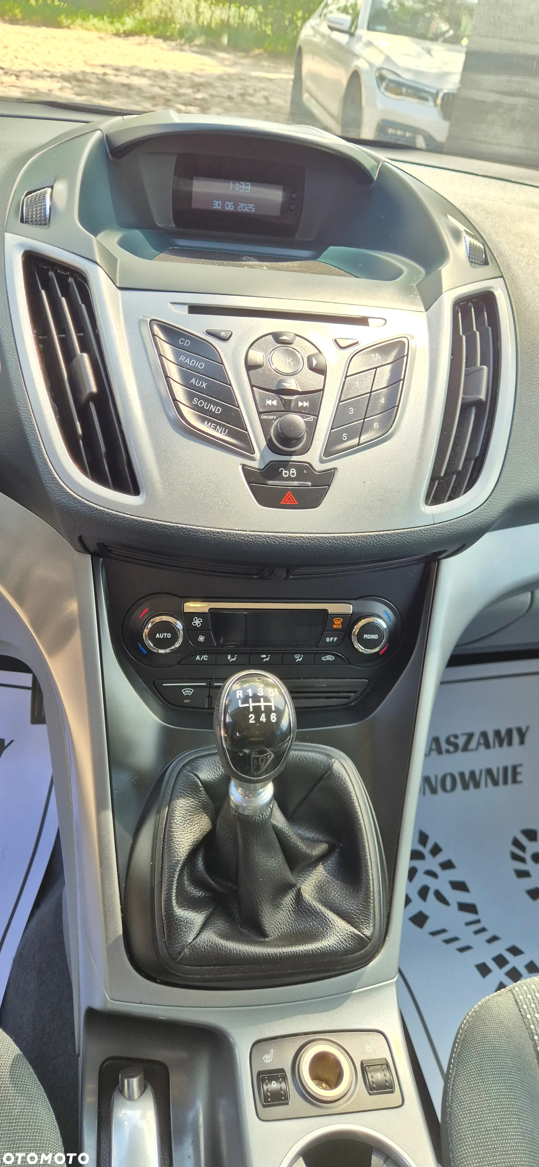 Ford Grand C-MAX - 32