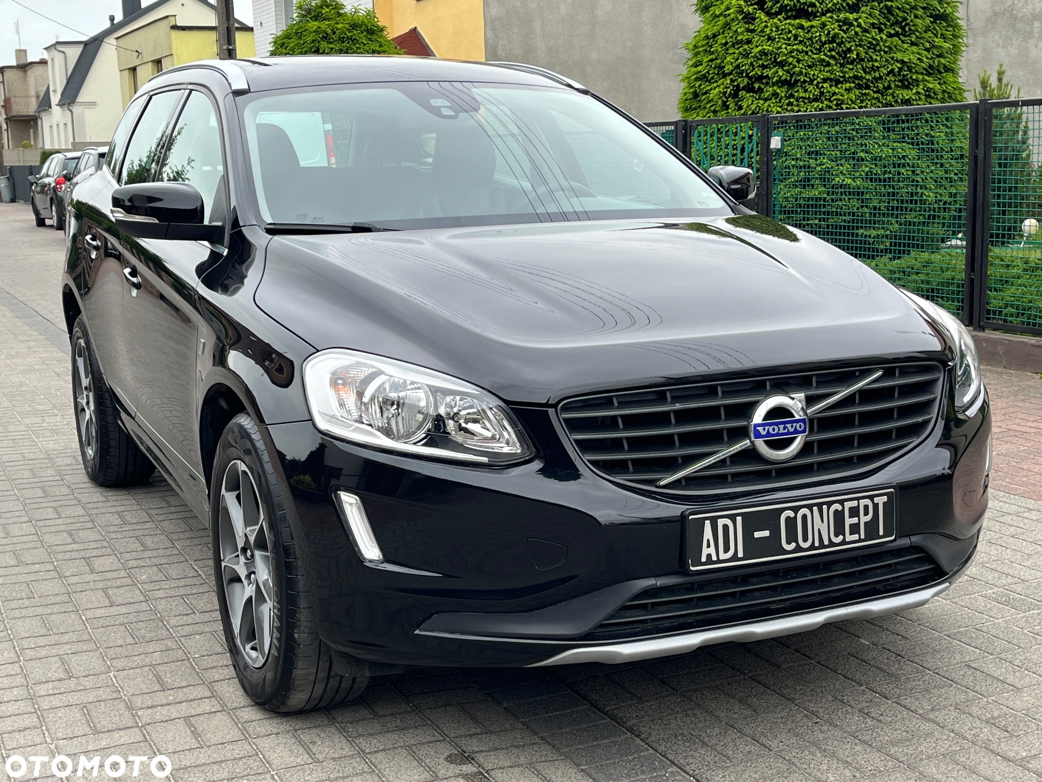 Volvo XC 60 D3 Drive-E Ocean Race - 12