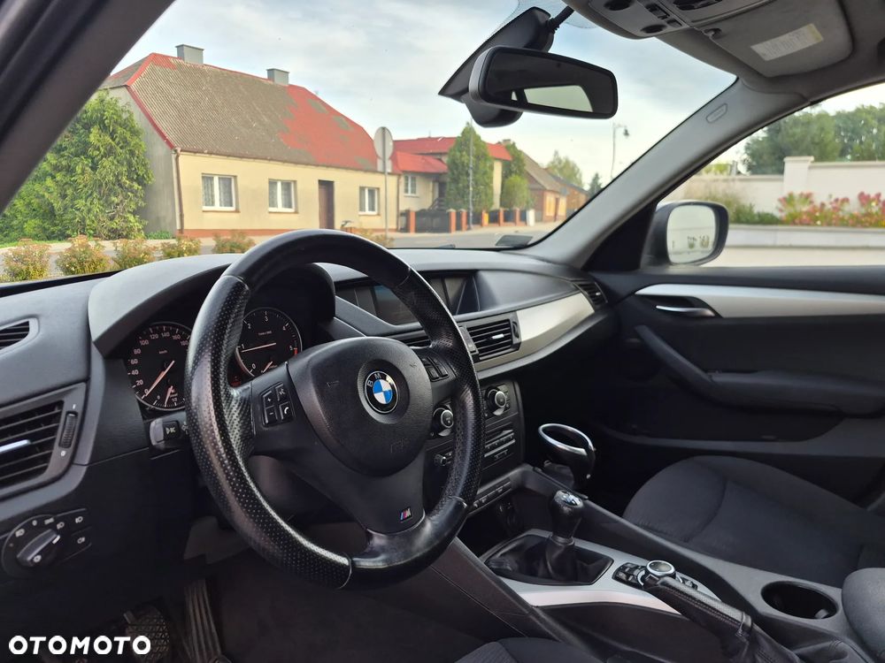 BMW X1 - 24