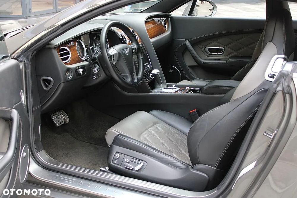 Bentley Continental GT V8 - 11