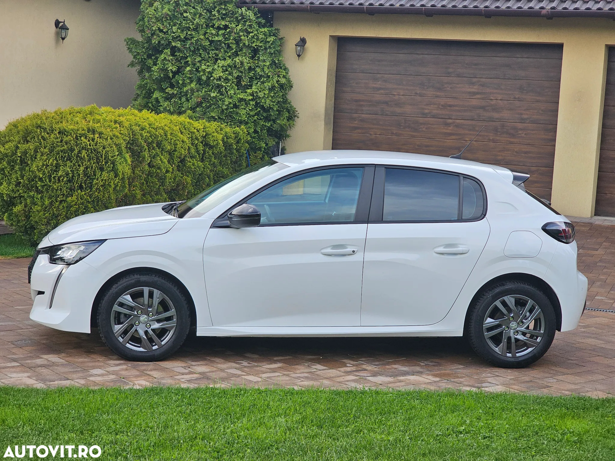 Peugeot 208 1.5 BlueHDi STT Allure - 7