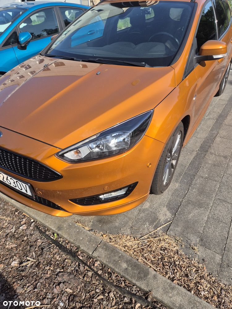 Ford Focus - 1
