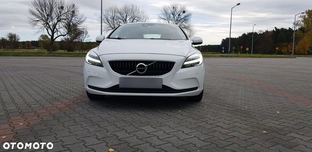 Volvo V40 D3 Drive-E Momentum - 6