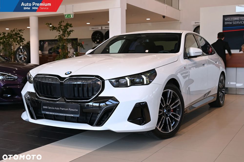BMW Seria 5 520d xDrive mHEV - 4