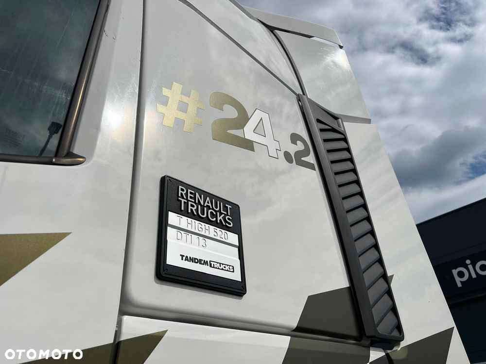 Renault T520/ HIGH CAB/ MODEL 2021/ ZABUDOWY/ KLIMA POSTOJOWA/ TOP STAN - 11