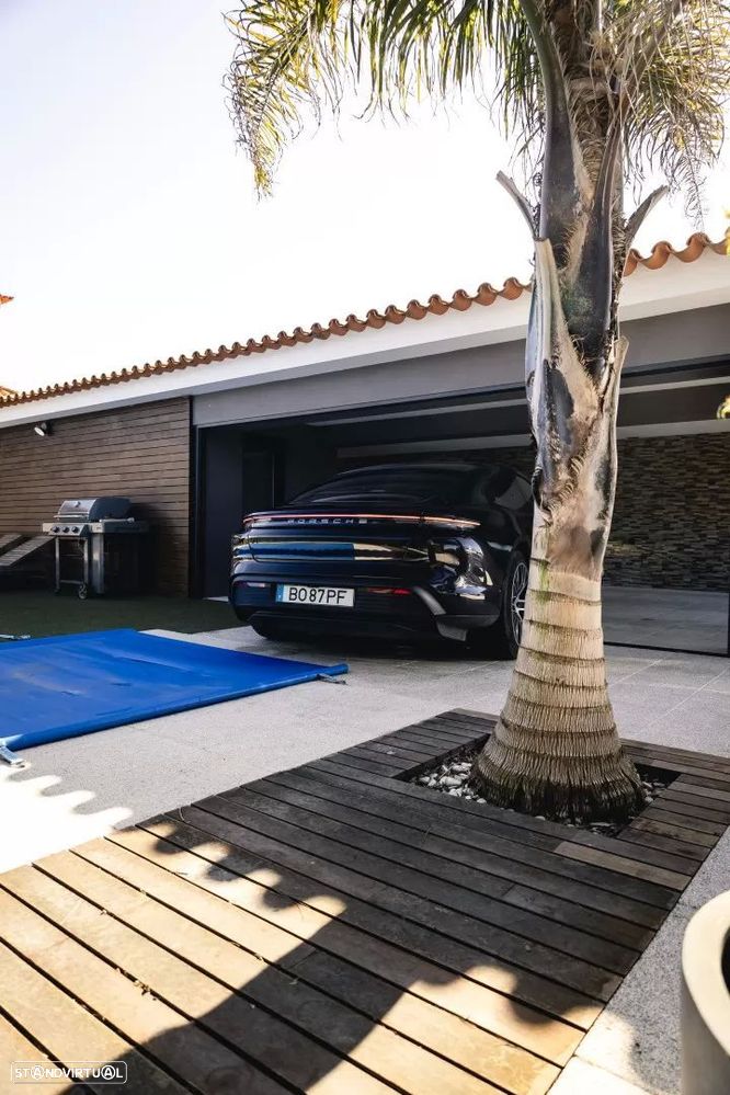 Porsche Taycan Standard - 20