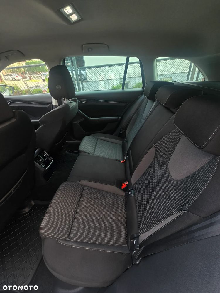 Skoda Octavia 1.5 TSI GPF ACT Ambition - 10