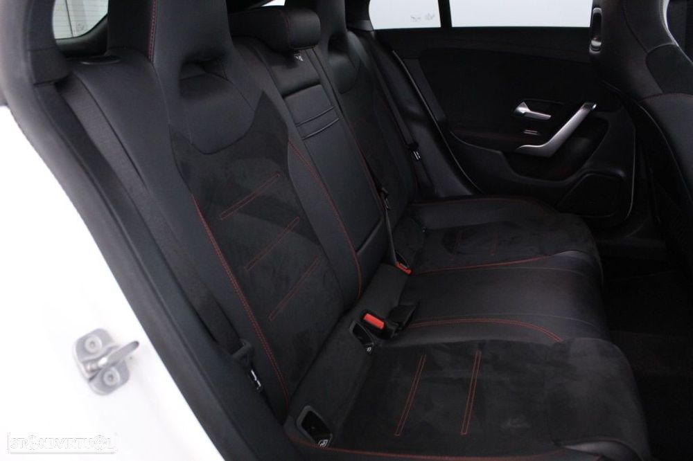 Mercedes-Benz CLA 180 d Shooting Brake AMG Line Aut. - 15