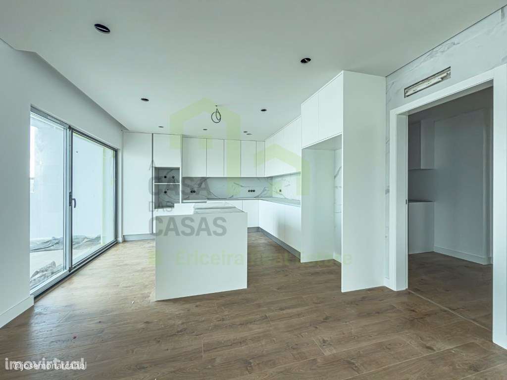 Vende Moradia T4 - Ericeira 14 km, A Casa das Casas - Grande imagem: 5/38