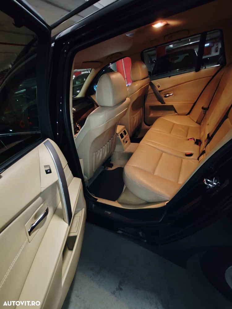 BMW Seria 5 520d - 8