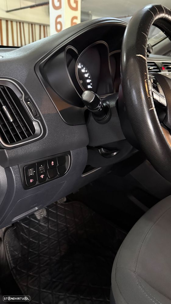 Kia Rio 1.2 CVVT Urban - 22