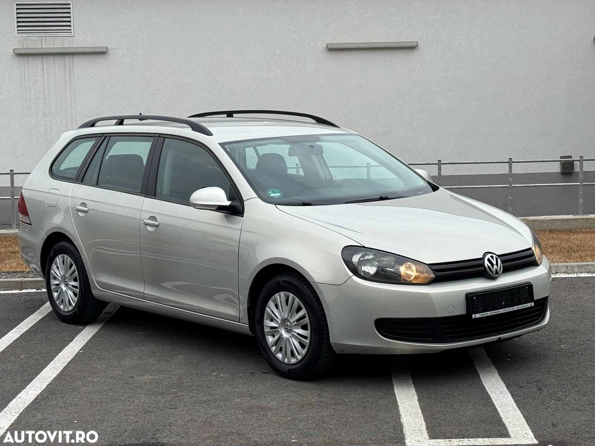 Volkswagen Golf 1.6 TDI DPF BMT Trendline - 3
