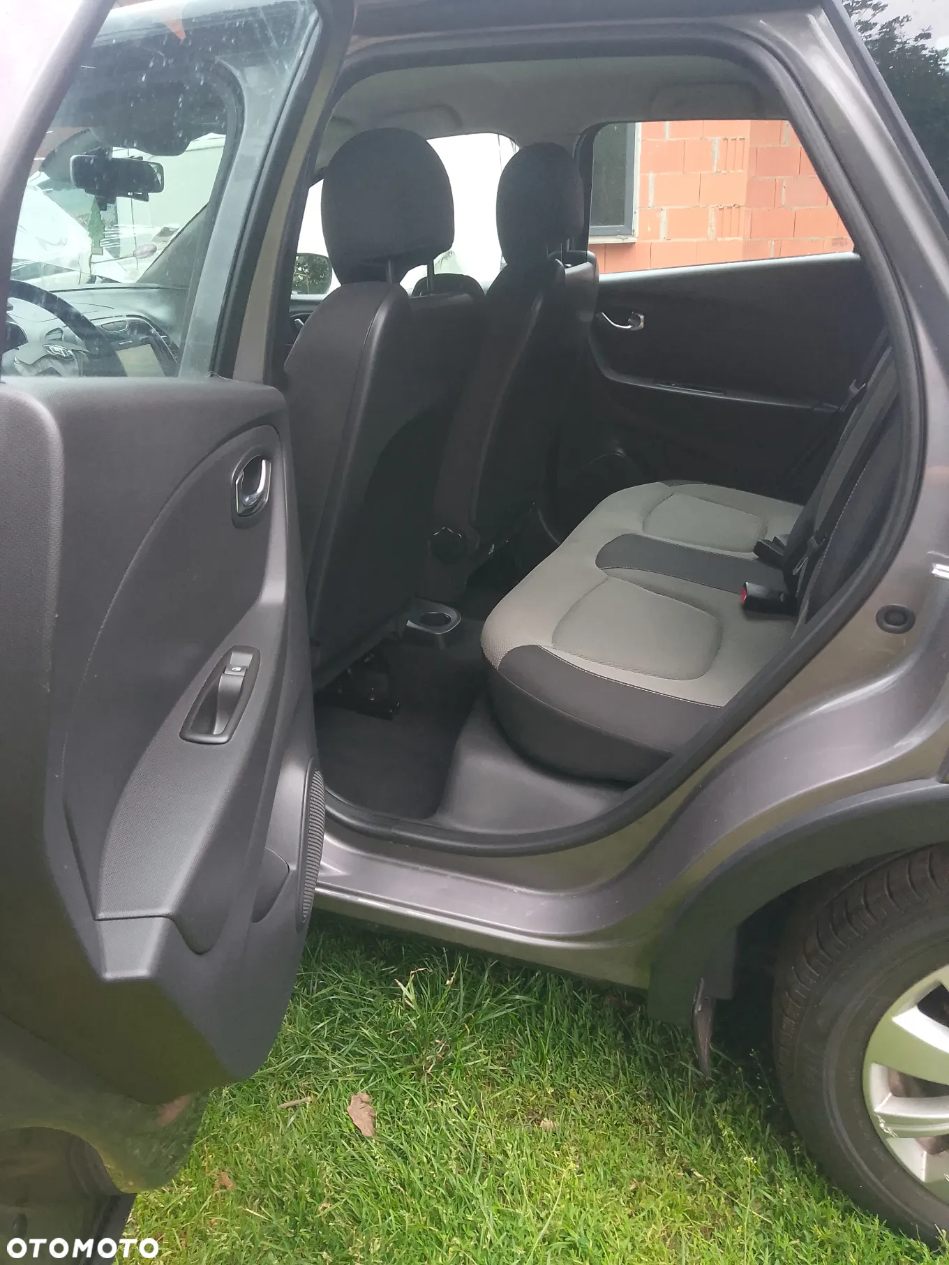 Renault Captur - 18