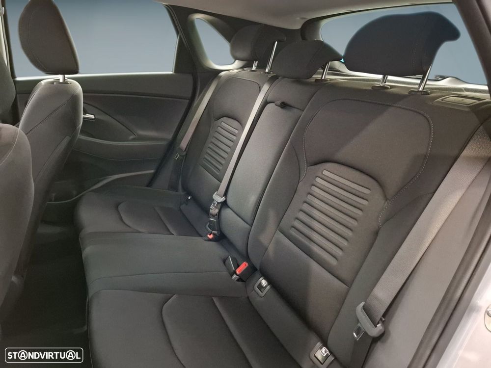 Hyundai i30 1.0 T-GDI Style Plus - 12