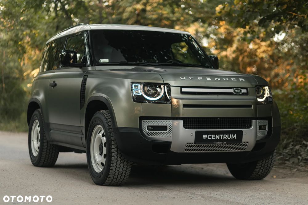 Land Rover Defender 3.0 D200 mHEV - 24