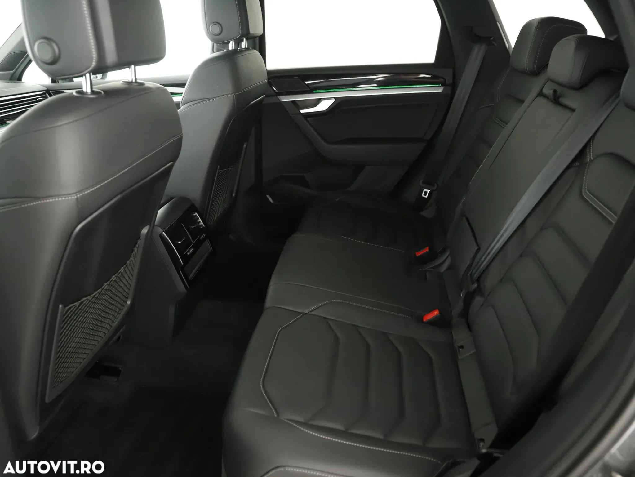 Volkswagen Touareg 3.0 V6 TDI 4Motion DPF Automatik R-Line - 13