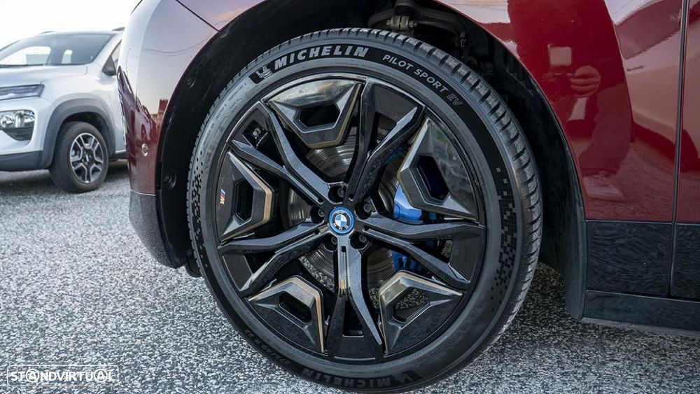 BMW iX xDrive 40 Pack Desportivo - 5