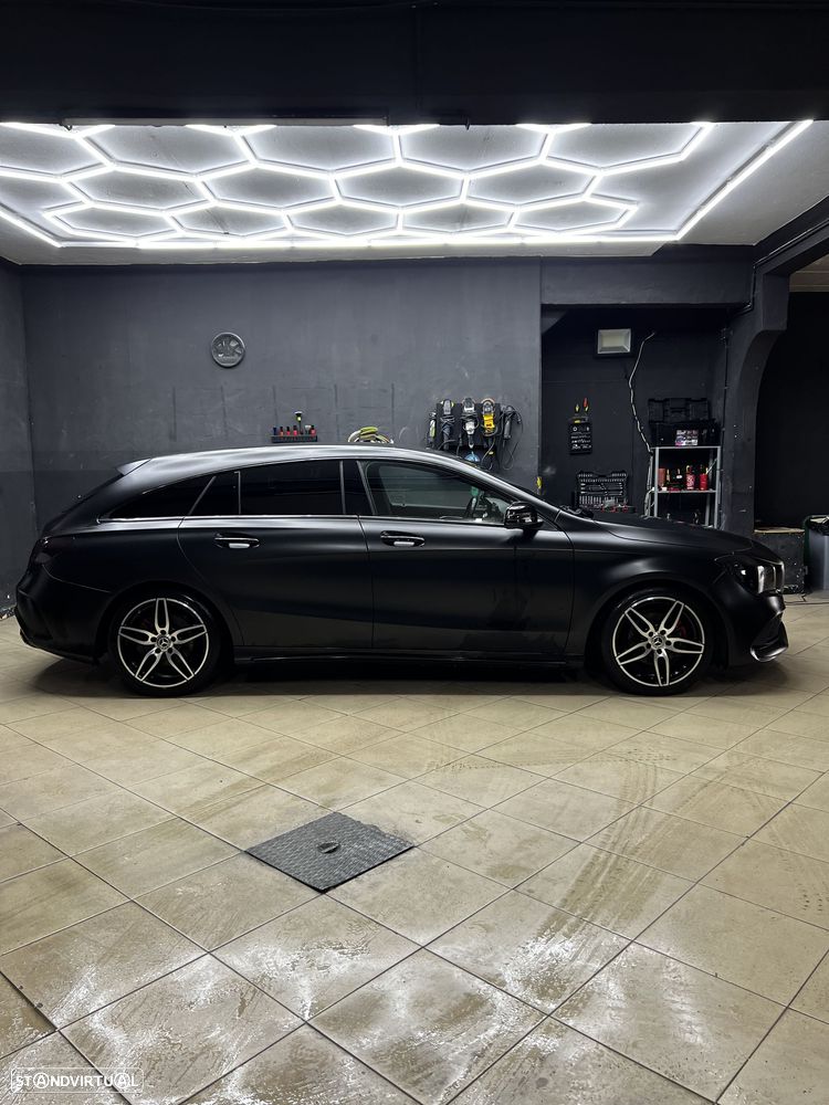 Mercedes-Benz CLA 180 AMG Line - 5