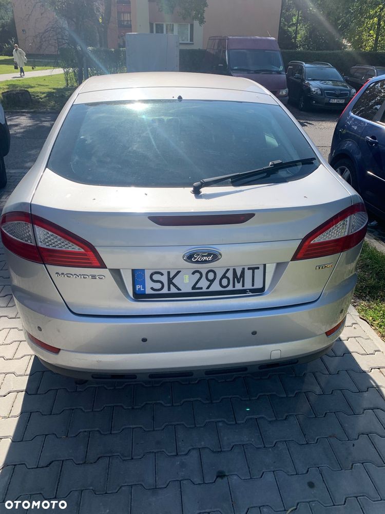 Ford Mondeo 2.0 TDCi Ambiente - 1