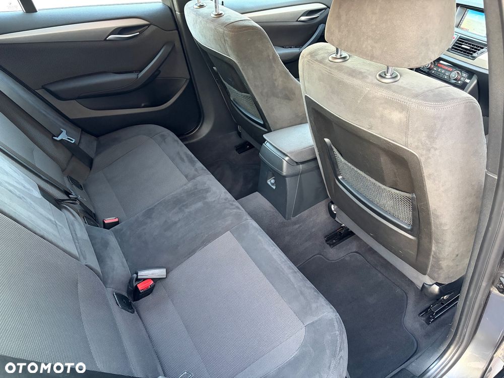 BMW X1 xDrive20i - 20