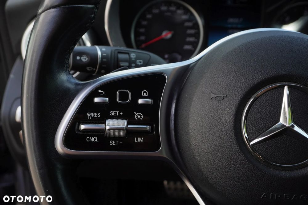 Mercedes-Benz Klasa C 300 de 9G-TRONIC - 34