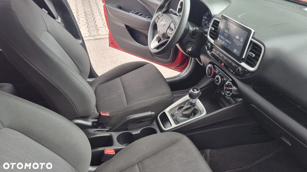 Hyundai Kona - 16