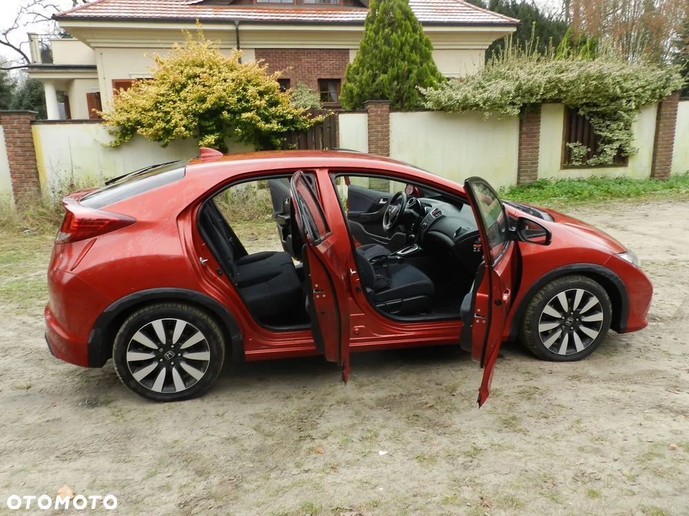 Honda Civic 1.8 i-VTEC Automatik Sport Black Edition - 9