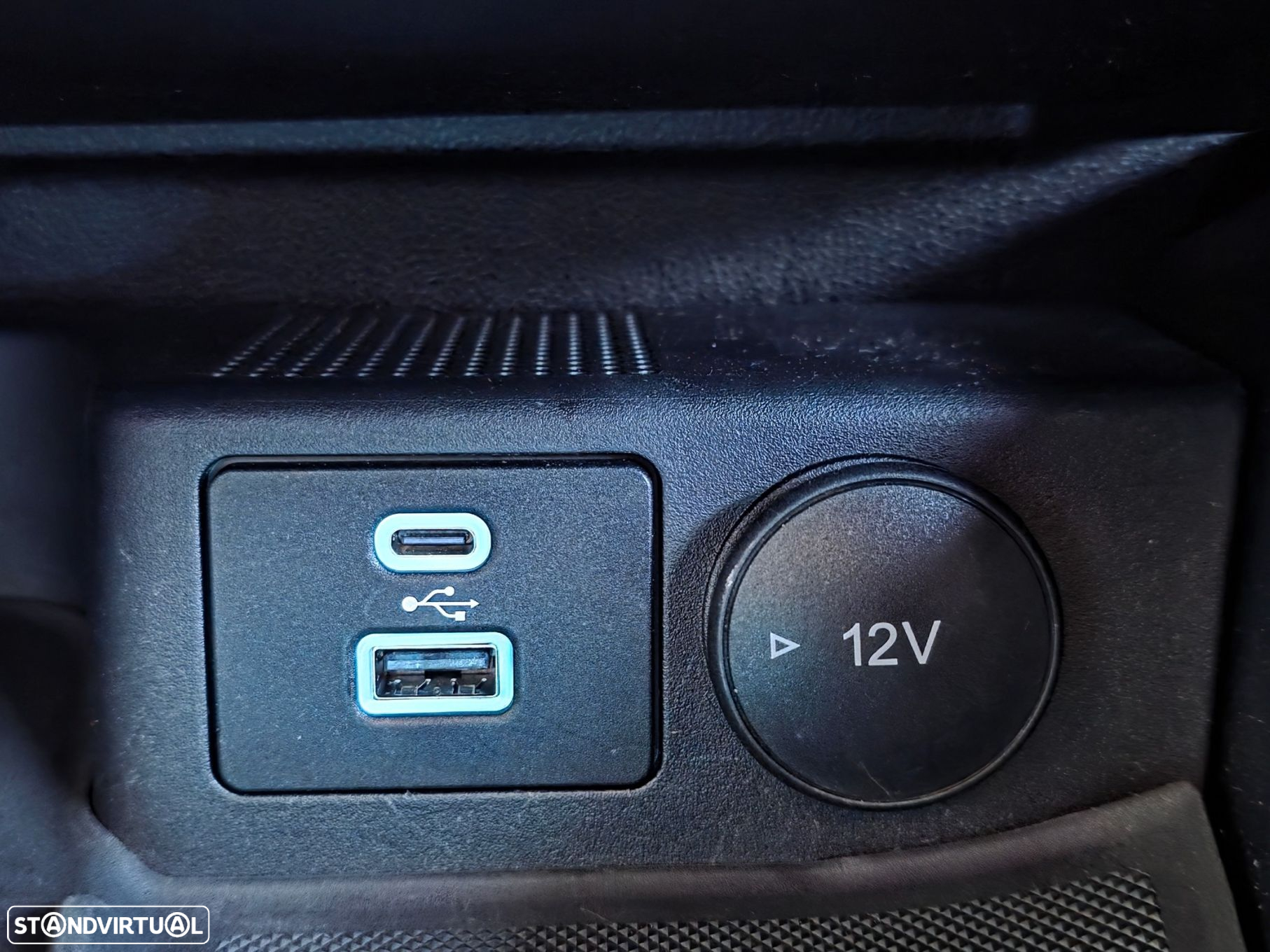 Ford Focus SW 1.0 EcoBoost MHEV ST-Line - 23