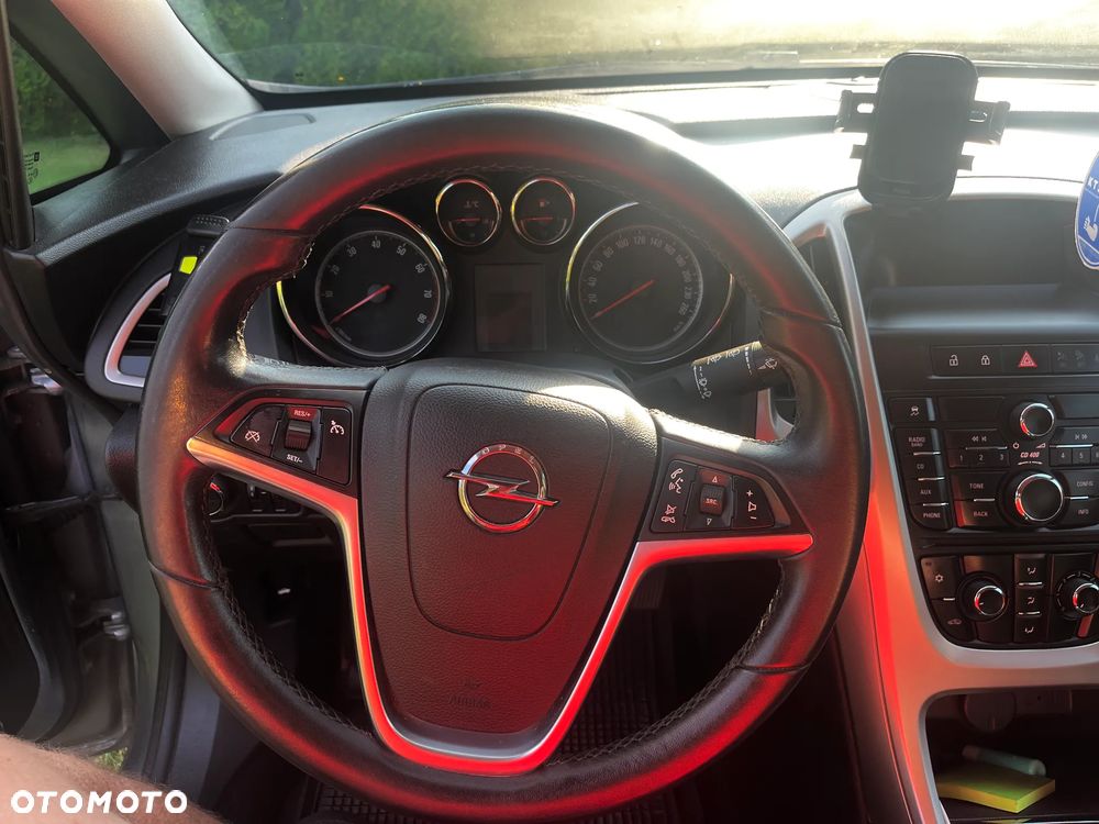 Opel Astra 1.6 Enjoy - 11
