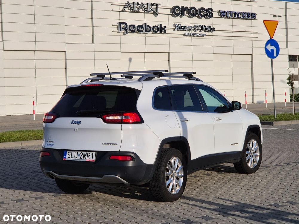 Jeep Cherokee - 5