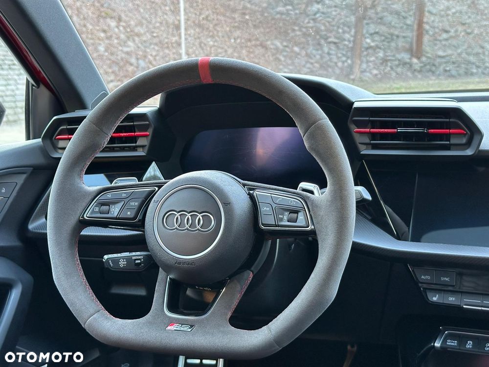 Audi RS3 Limousine - 36