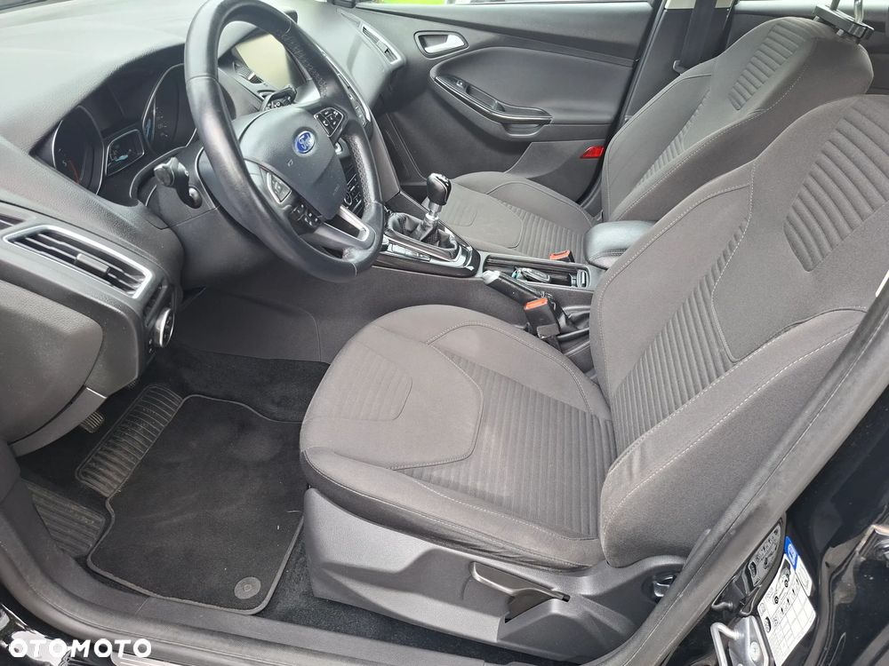 Ford Focus 1.5 TDCi Titanium ASS - 11