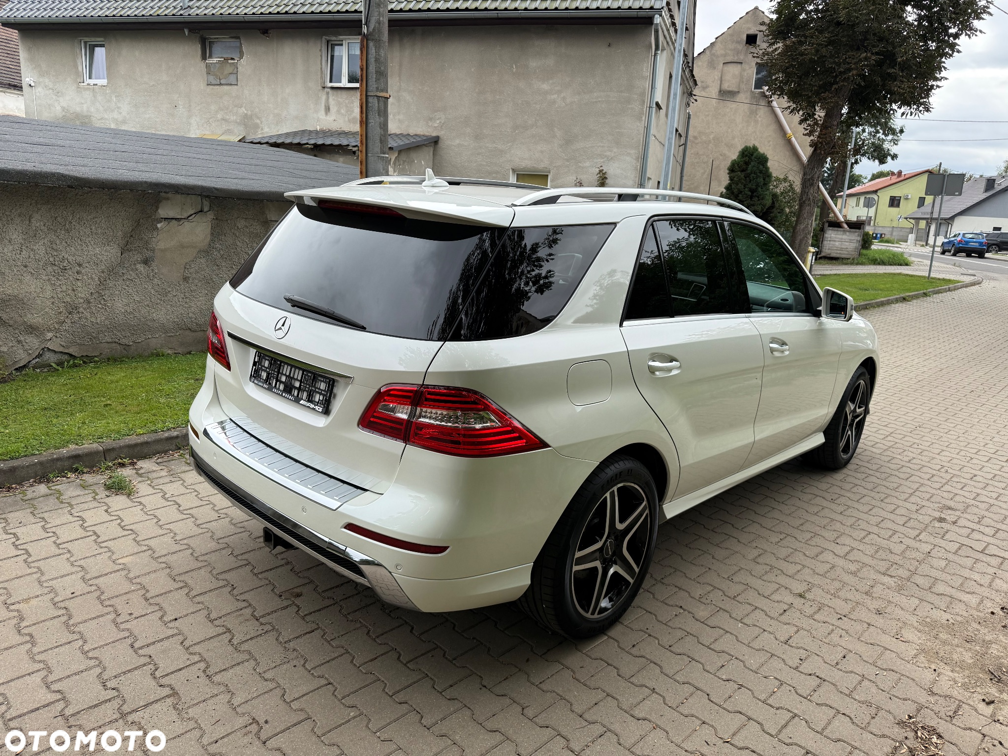 Mercedes-Benz ML 350 BlueTEC 4MATIC 7G-TRONIC - 13