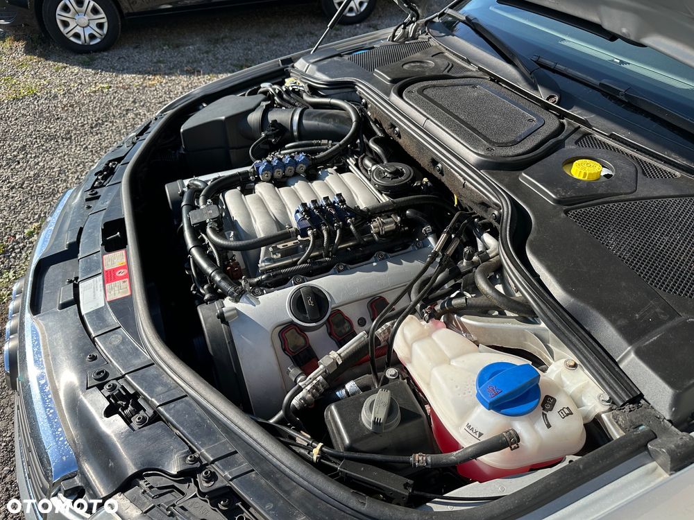 Audi A8 3.7 Quattro - 33