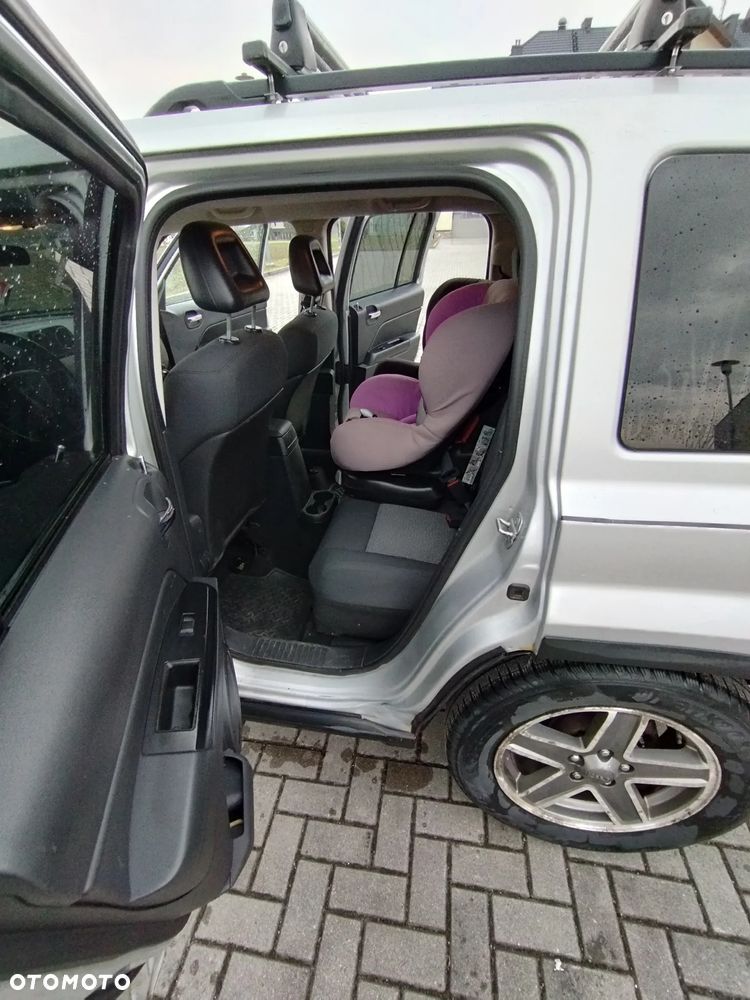 Jeep Patriot 2.4 Limited CVT2 - 8