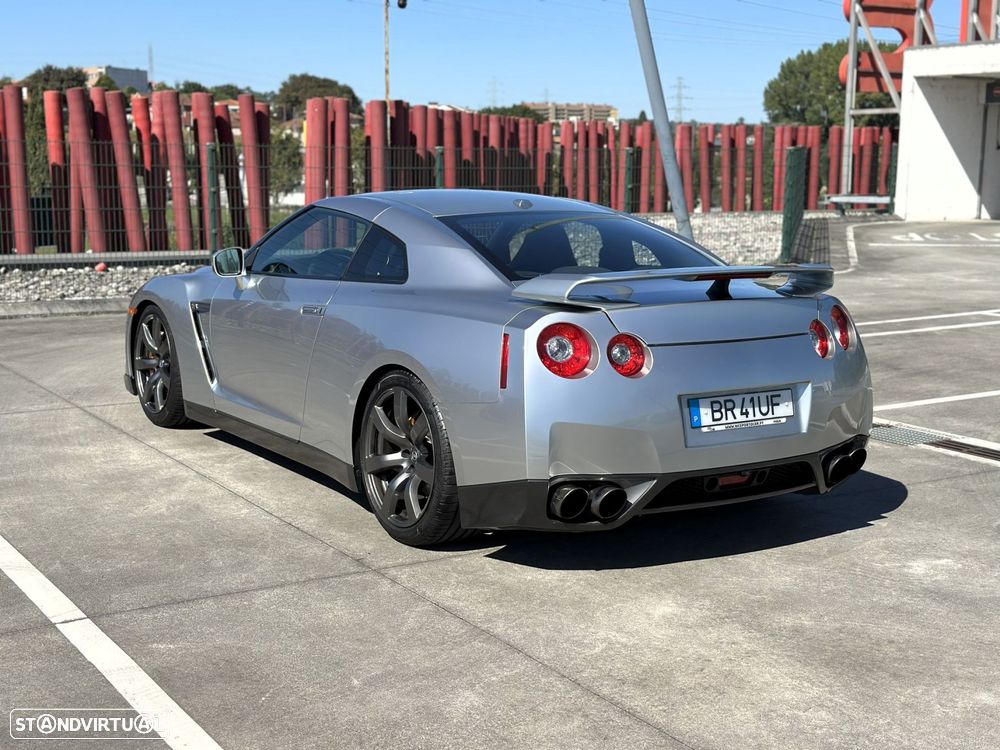 Nissan GT-R 3.8 V6 Premium Edition - 6