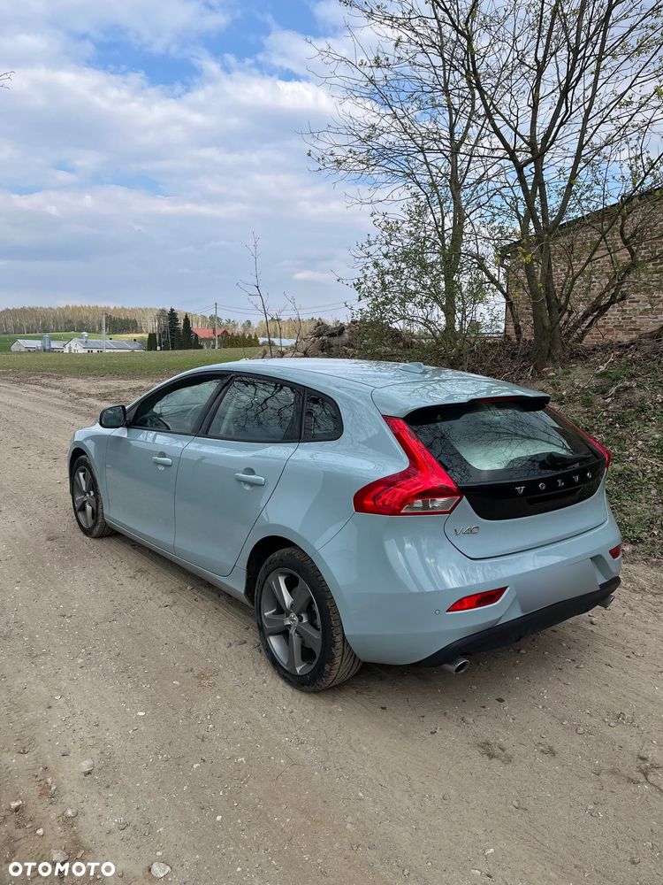 Volvo V40 D2 Drive-E SCR Momentum - 16
