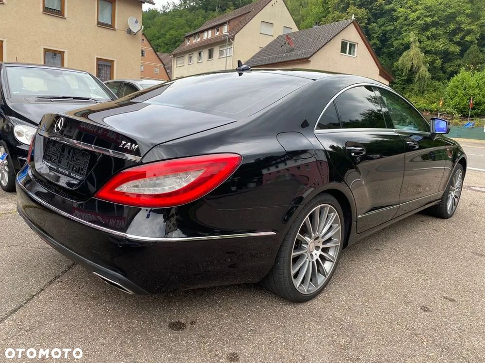 Mercedes-Benz CLS 350 CDI 4-Matic BlueEff - 4