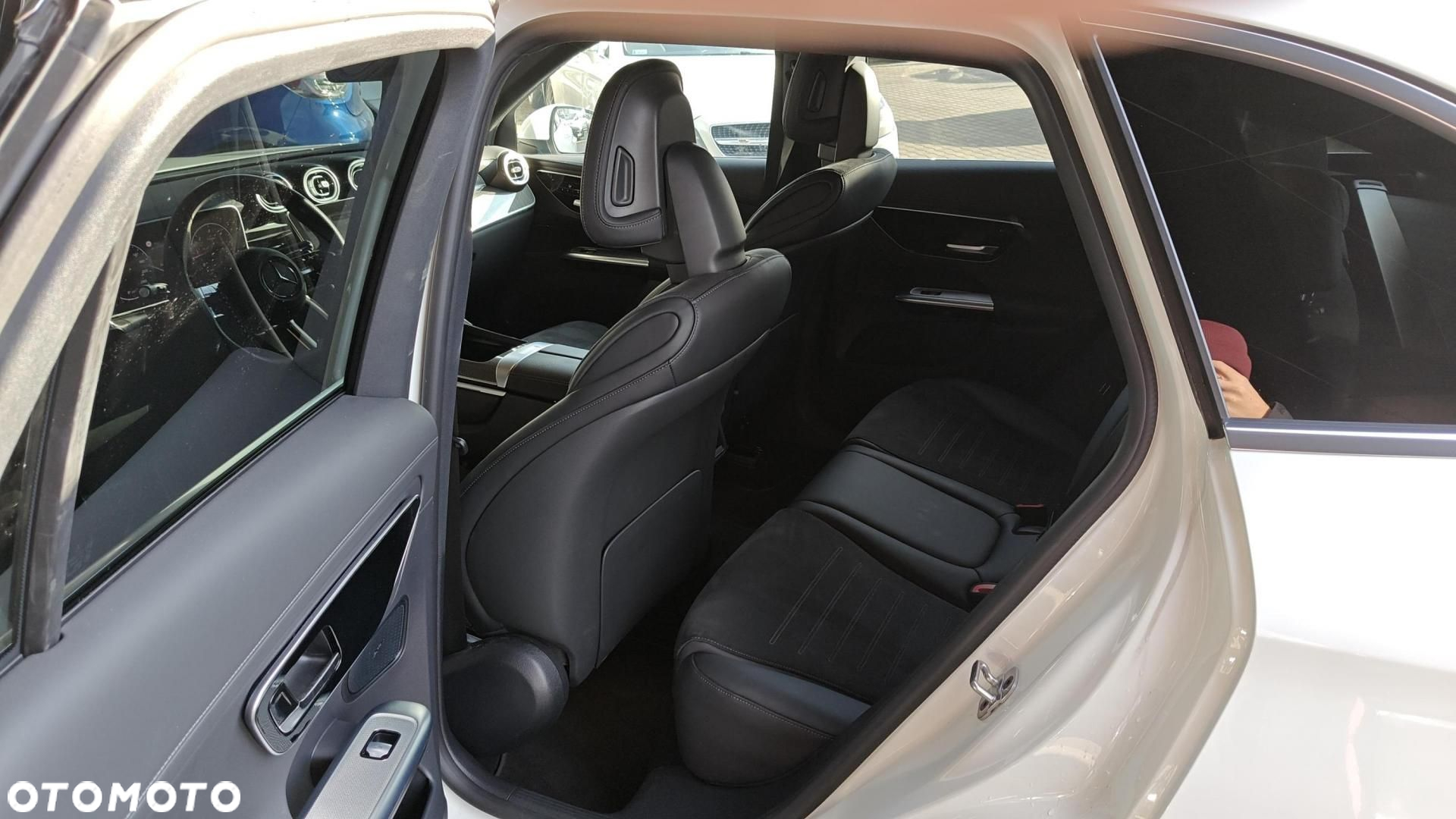 Mercedes-Benz GLC - 13