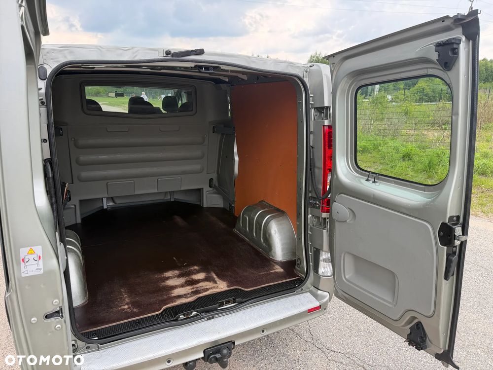 Renault TRAFIC*L2H1*2012*Klimatronik*6osób*bardzo zadbane auto - 17
