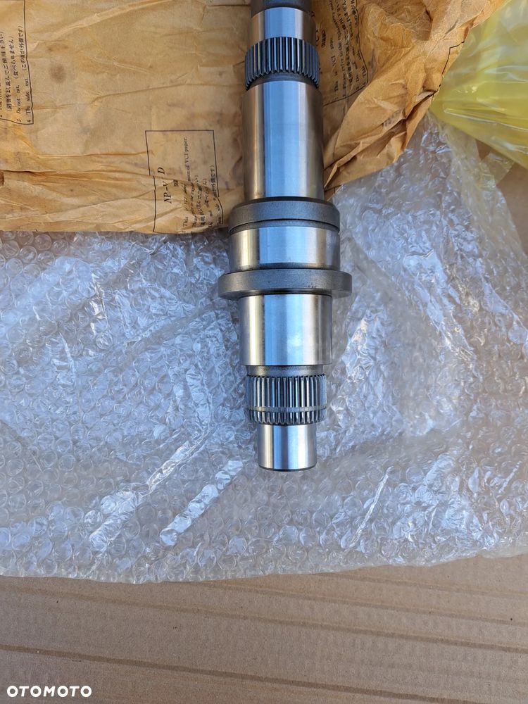Wałek Wyjściowy skrzyni biegów Ford Ranger IV 6M34-7061-AA 1451322 wałek atakujący Skrzyni Rozdzielczej Ford Ranger Mazda BT-50 I - 5